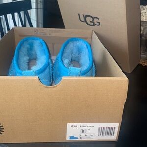 Never Worn Before Blue Classic Ultra Mini Uggs